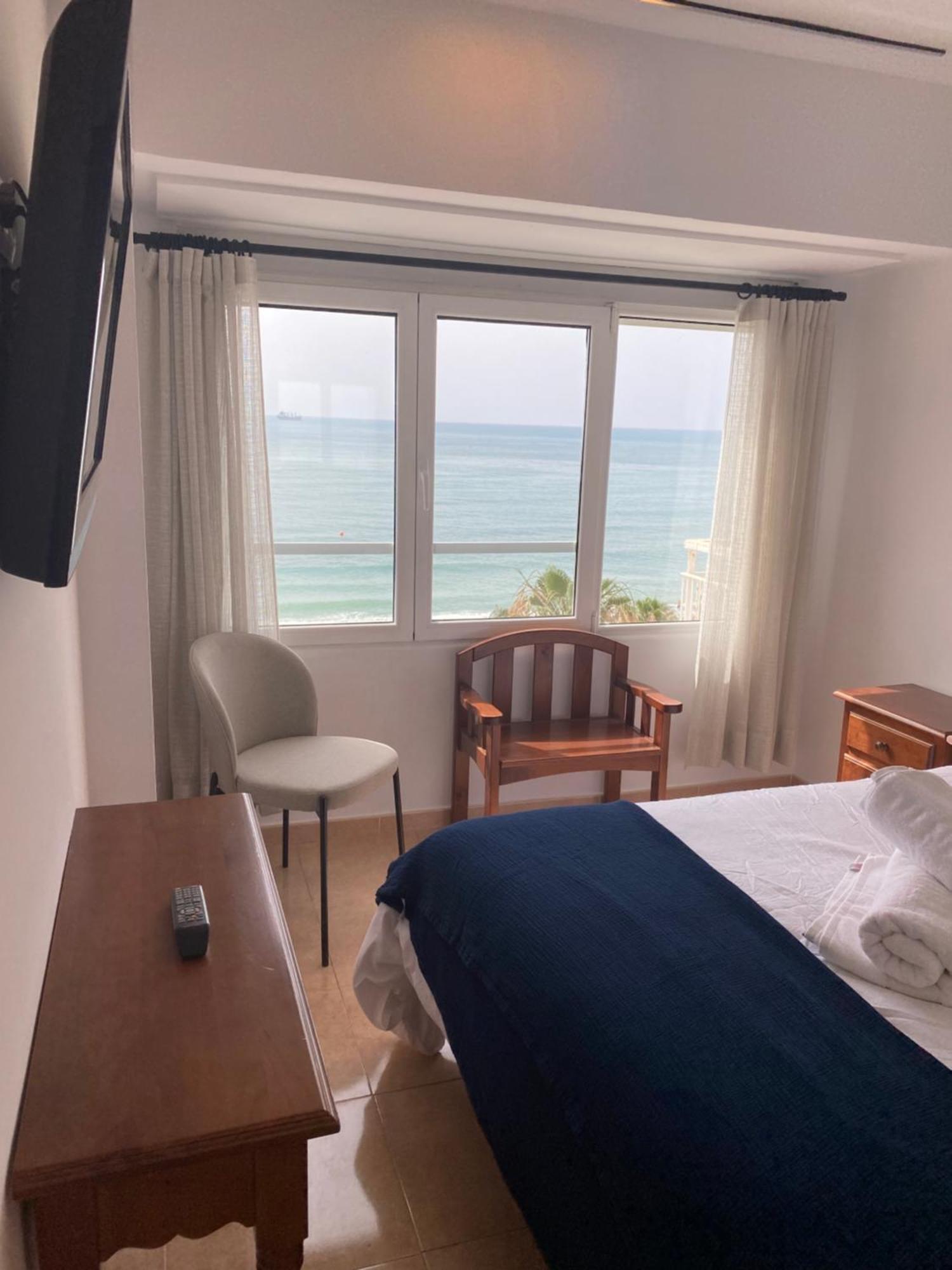 Apartamento Con Terraza Vista Al Mar Malagueta Малага Екстер'єр фото