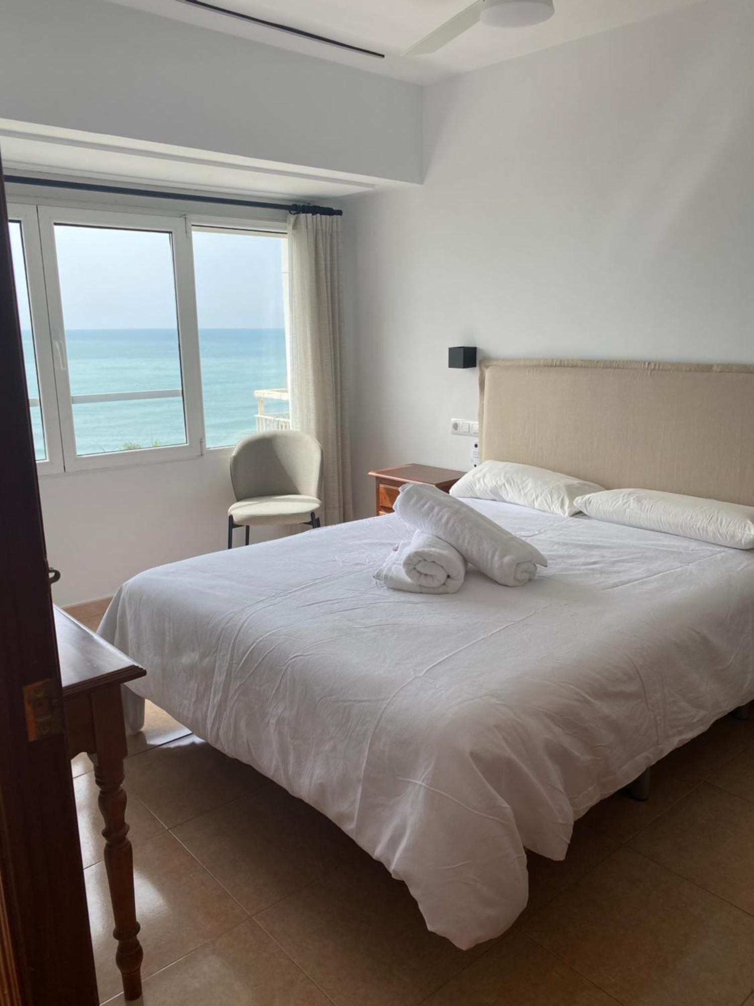 Apartamento Con Terraza Vista Al Mar Malagueta Малага Екстер'єр фото